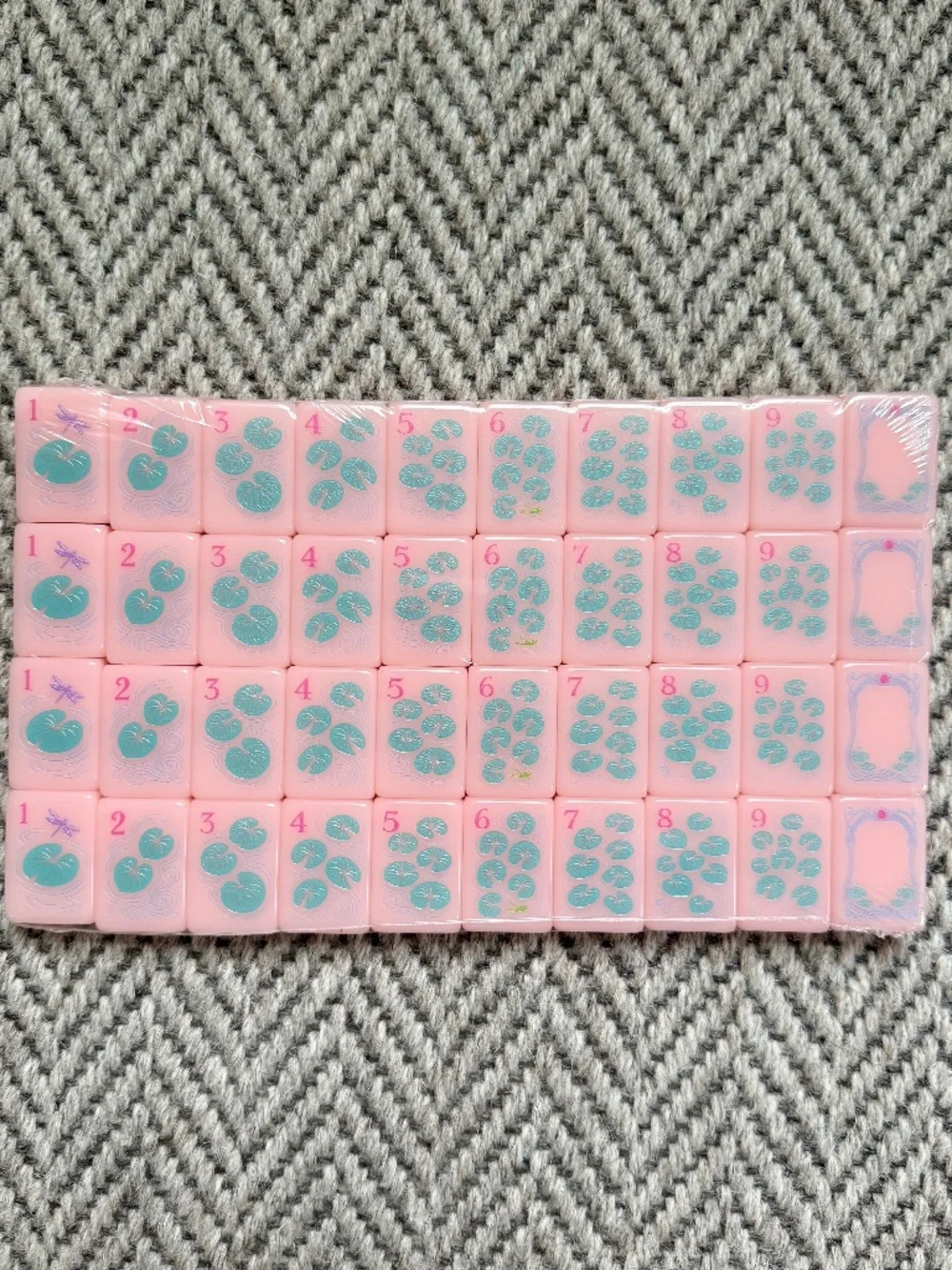 Pink Paris American Mahjong Tile set (new) - Picture 4 of 10